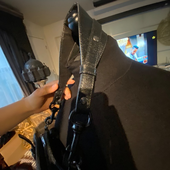 Givenchy satchel purse - Picture 4 of 6